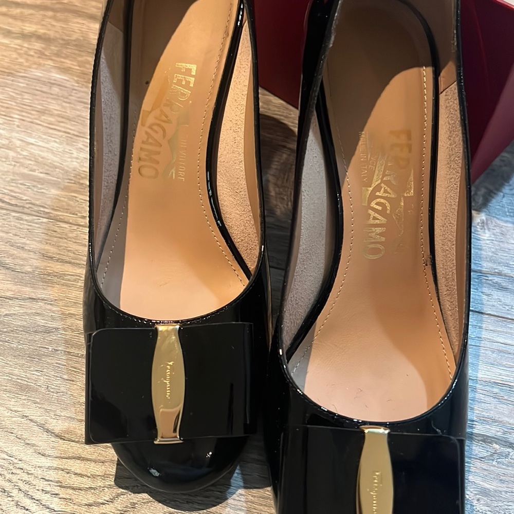Salvatore Ferragamo - Picture 5 of 8